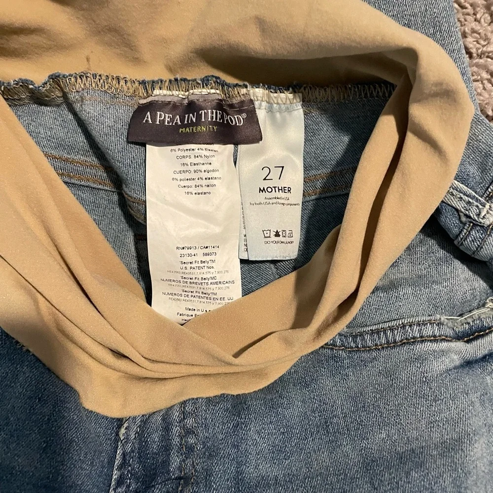 MOTHER Straight Leg Maternity Jeans in Light Wash Blue with Tan Waistband - Picture 3 of 4